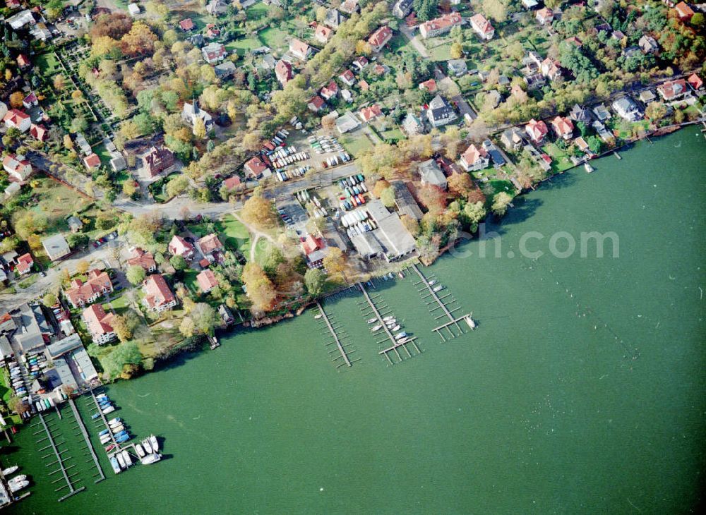 Zeuthen / BRB from above - Schiffsanlegestellen am Zeuthener See.