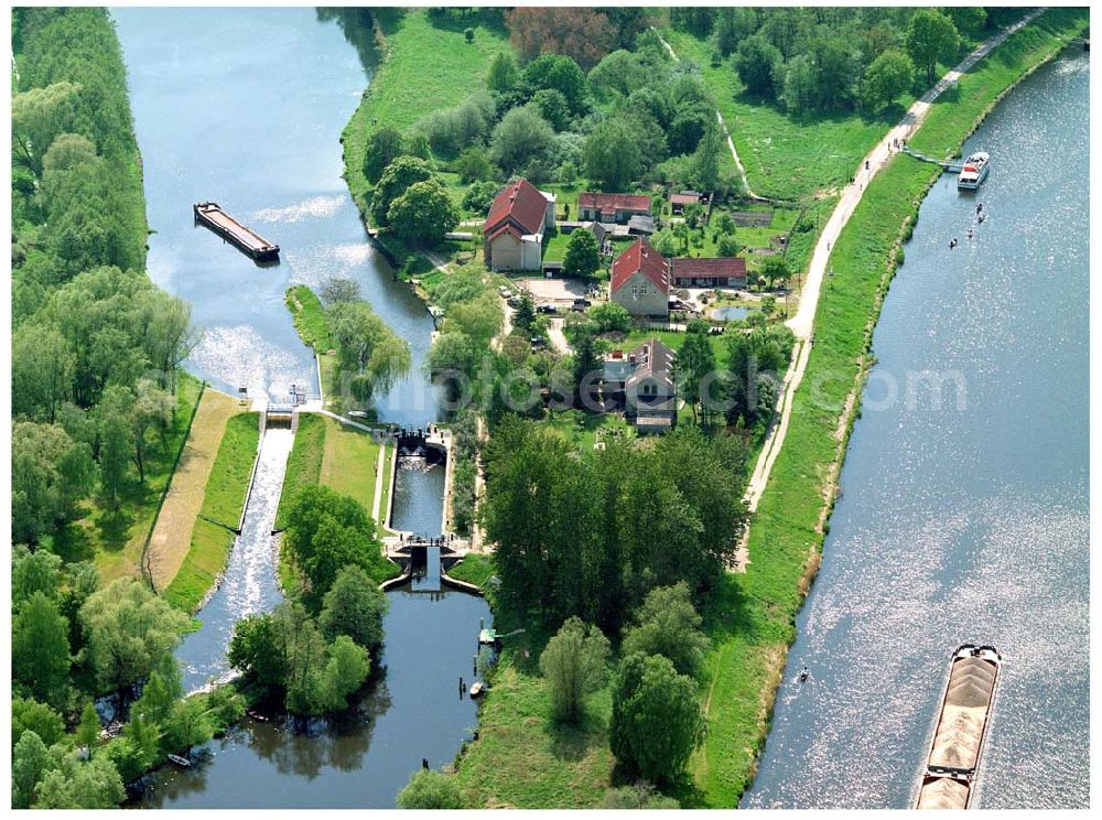 Aerial photograph Niederfinow / BRB - Schiffshebewerk am Finowkanal mit Blick auf das Baugebiet des neuen Hebewerkes