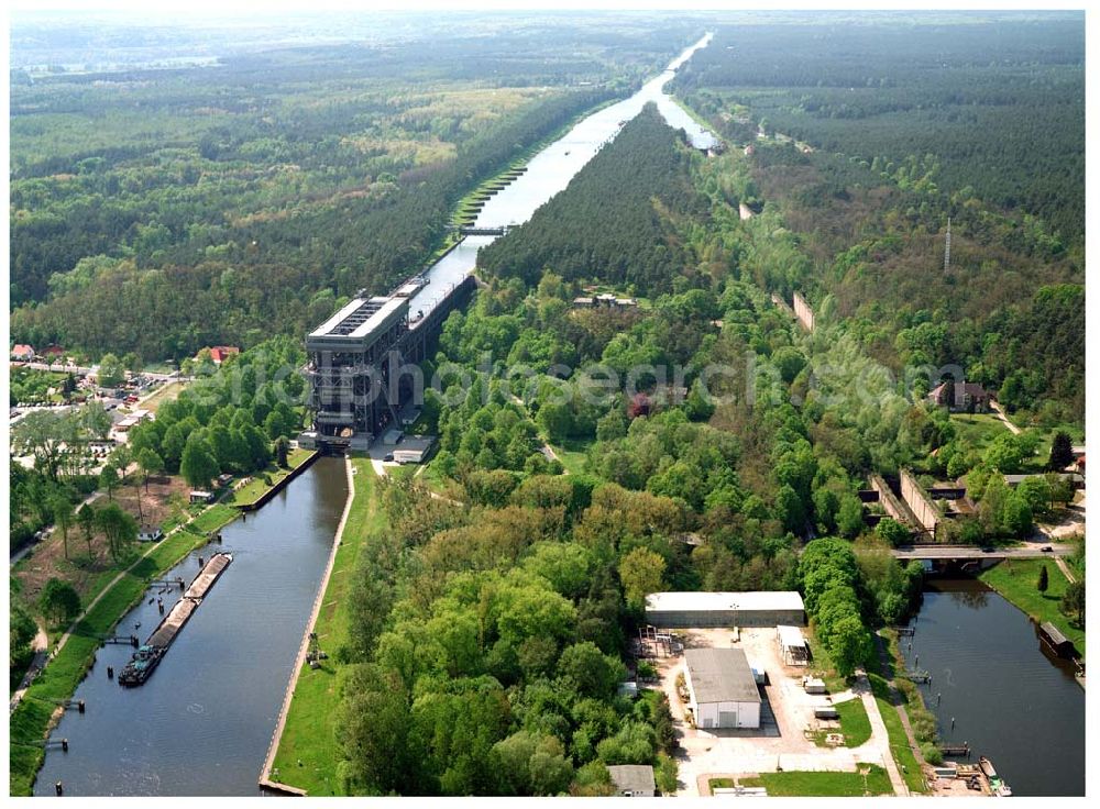 Aerial photograph Niederfinow / BRB - Schiffshebewerk am Finowkanal mit Blick auf das Baugebiet des neuen Hebewerkes