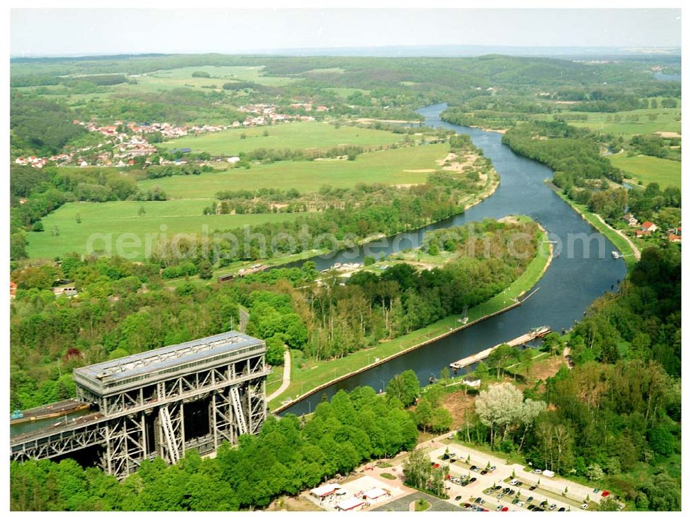 Aerial image Niederfinow / BRB - Schiffshebewerk am Finowkanal mit Blick auf das Baugebiet des neuen Hebewerkes