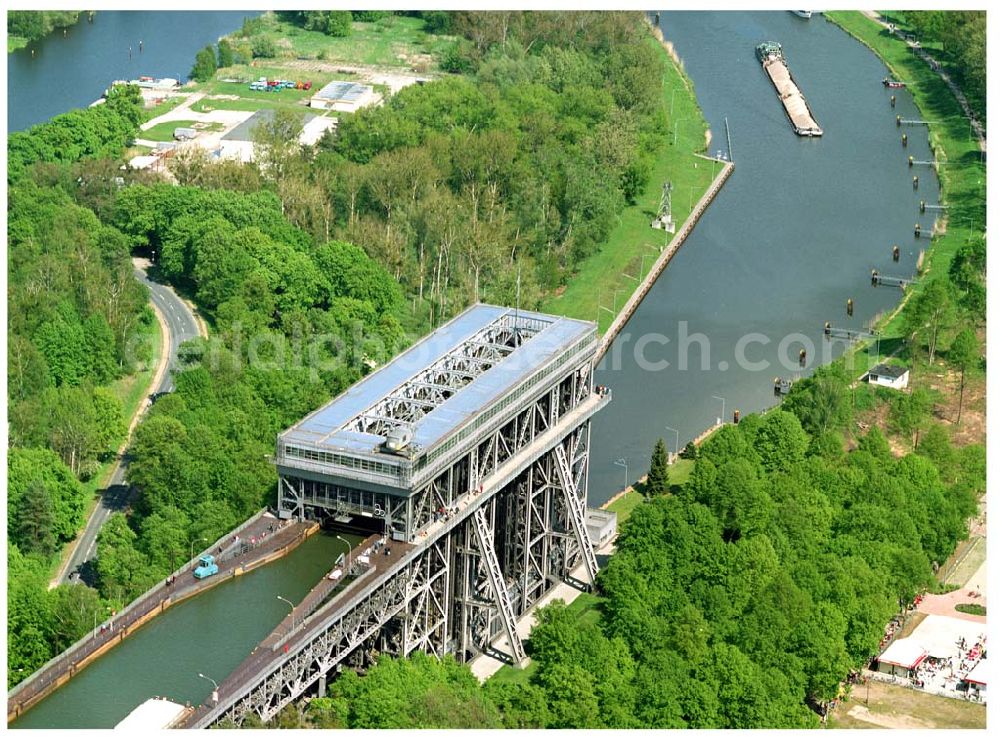 Aerial image Niederfinow / BRB - Schiffshebewerk am Finowkanal mit Blick auf das Baugebiet des neuen Hebewerkes