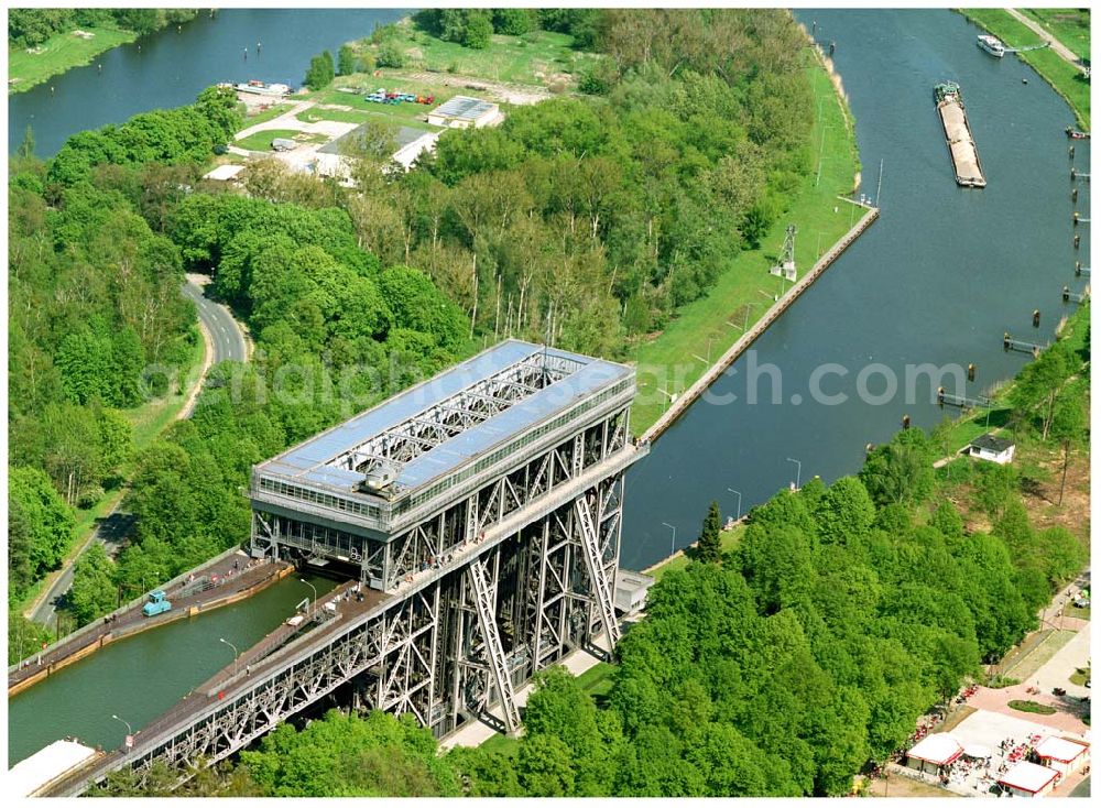 Aerial photograph Niederfinow / BRB - Schiffshebewerk am Finowkanal mit Blick auf das Baugebiet des neuen Hebewerkes