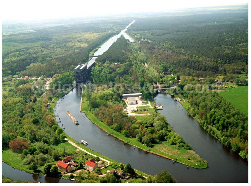 Niederfinow / BRB from above - Schiffshebewerk am Finowkanal mit Blick auf das Baugebiet des neuen Hebewerkes