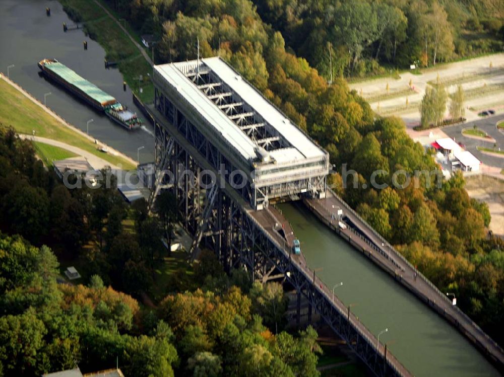 Finow/ Brandenburg from above - 13.10.2004 Blick auf das Schiffshebewerk in Niederfinow.