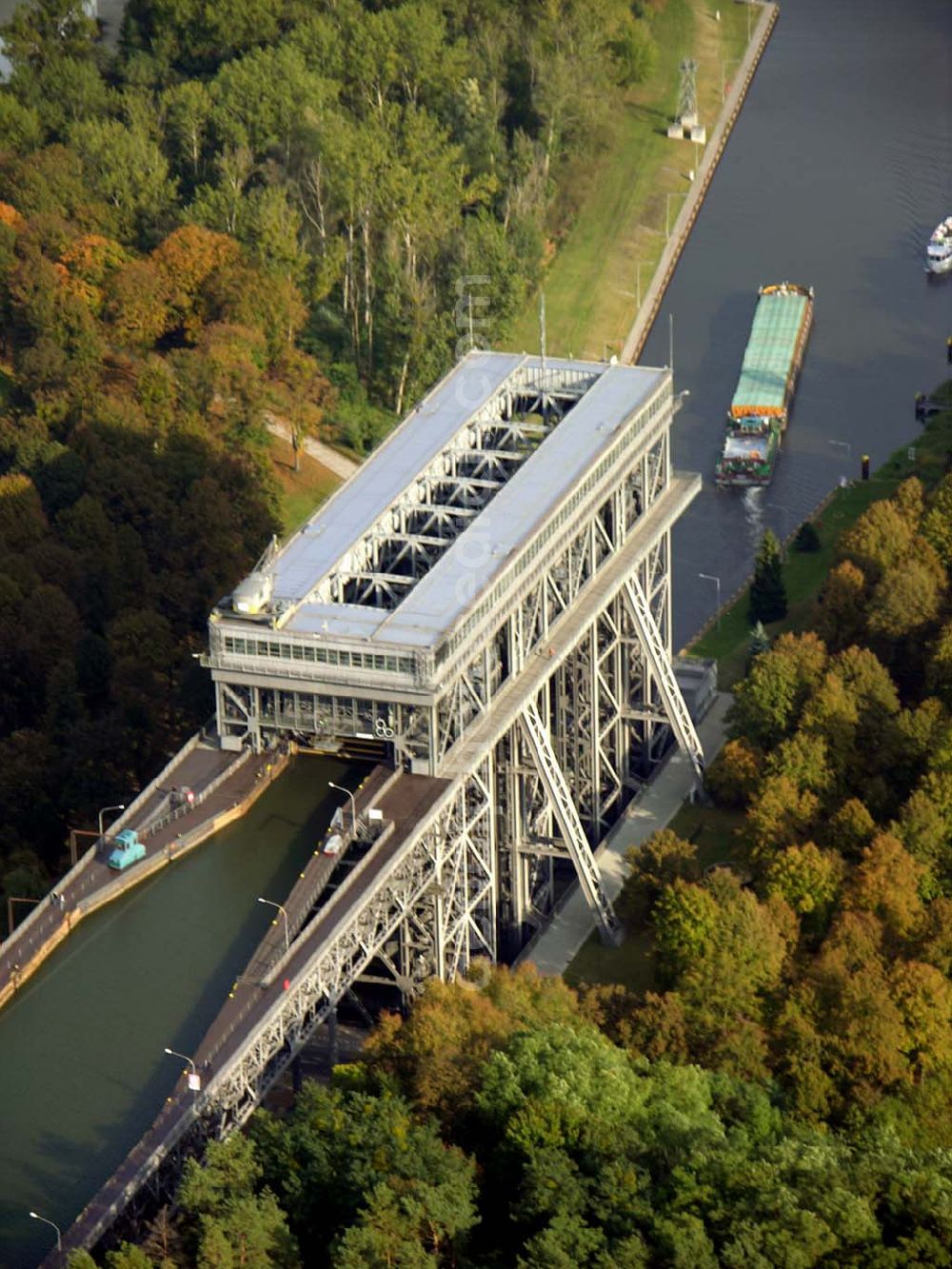 Aerial photograph Finow/ Brandenburg - 13.10.2004 Blick auf das Schiffshebewerk in Niederfinow.