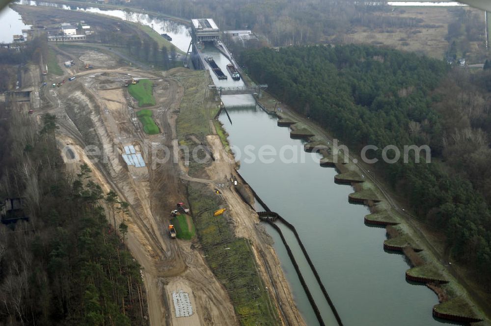 Aerial image Niederfinow - Blick auf die erweiterungsbaustelle am Schiffshebewerk Niederfinow. Der Bund stellt 285 Millionen Euro für den Bau eines neuen Schiffshebewerkes bereit, welches die seit 1934 arbeitende alte, unter Denkmalschutz stehende Anlage ablösen soll.