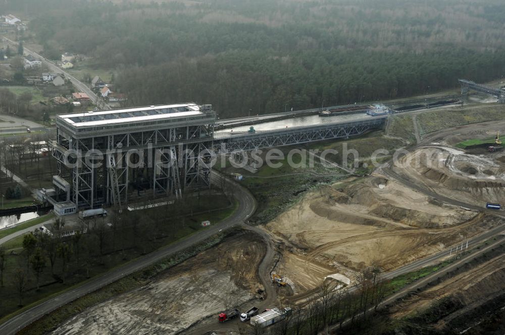 Niederfinow from above - Blick auf die erweiterungsbaustelle am Schiffshebewerk Niederfinow. Der Bund stellt 285 Millionen Euro für den Bau eines neuen Schiffshebewerkes bereit, welches die seit 1934 arbeitende alte, unter Denkmalschutz stehende Anlage ablösen soll.