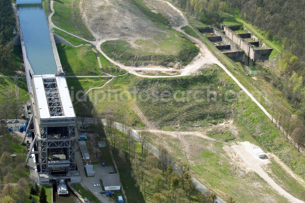 Aerial image Niederfinow - Blick auf das Areal des Schiffshebewerkes Niederfinow. Der Bund stellt 285 Millionen Euro für den Bau eines neuen Schiffshebewerkes bereit, welches die seit 1934 arbeitende alte, unter Denkmalschutz stehende Anlage ablösen soll.