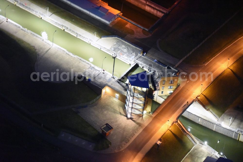 Aerial photograph Magdeburg - Boat lift and locks plants on the banks of the waterway of the Abstiegskanal Rothensee in the district Rothensee in Magdeburg in the state Saxony-Anhalt