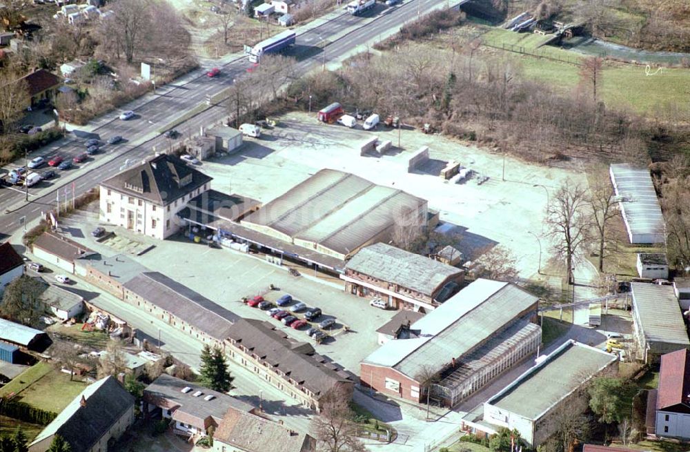 Aerial photograph Berlin-Mahlsdorf - SCHILKIN-Spirituosenfabrik an der B1 in Berlin-Mahlsdorf