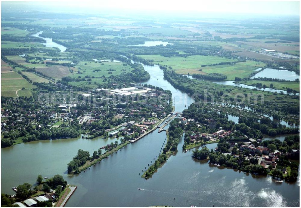 Aerial photograph Brandenburg - 30.07.2004, Blick auf die Schleuse in Brandenburg im Elbe - Havel Kanal