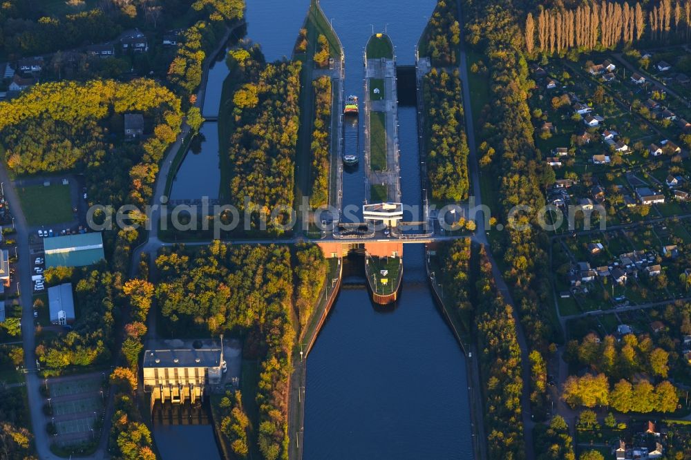 Aerial photograph Herne - View of the watergate Schleuse-Ost in Herne in the state North Rhine-Westphalia