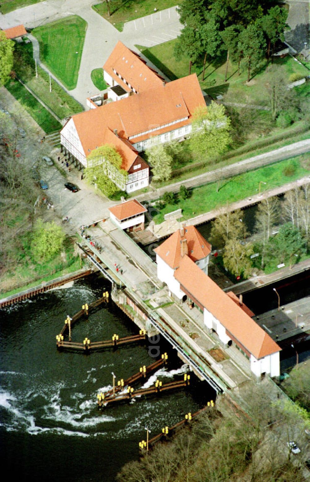 Aerial image Klein-Machnow - Schleuse Klein Machnow.