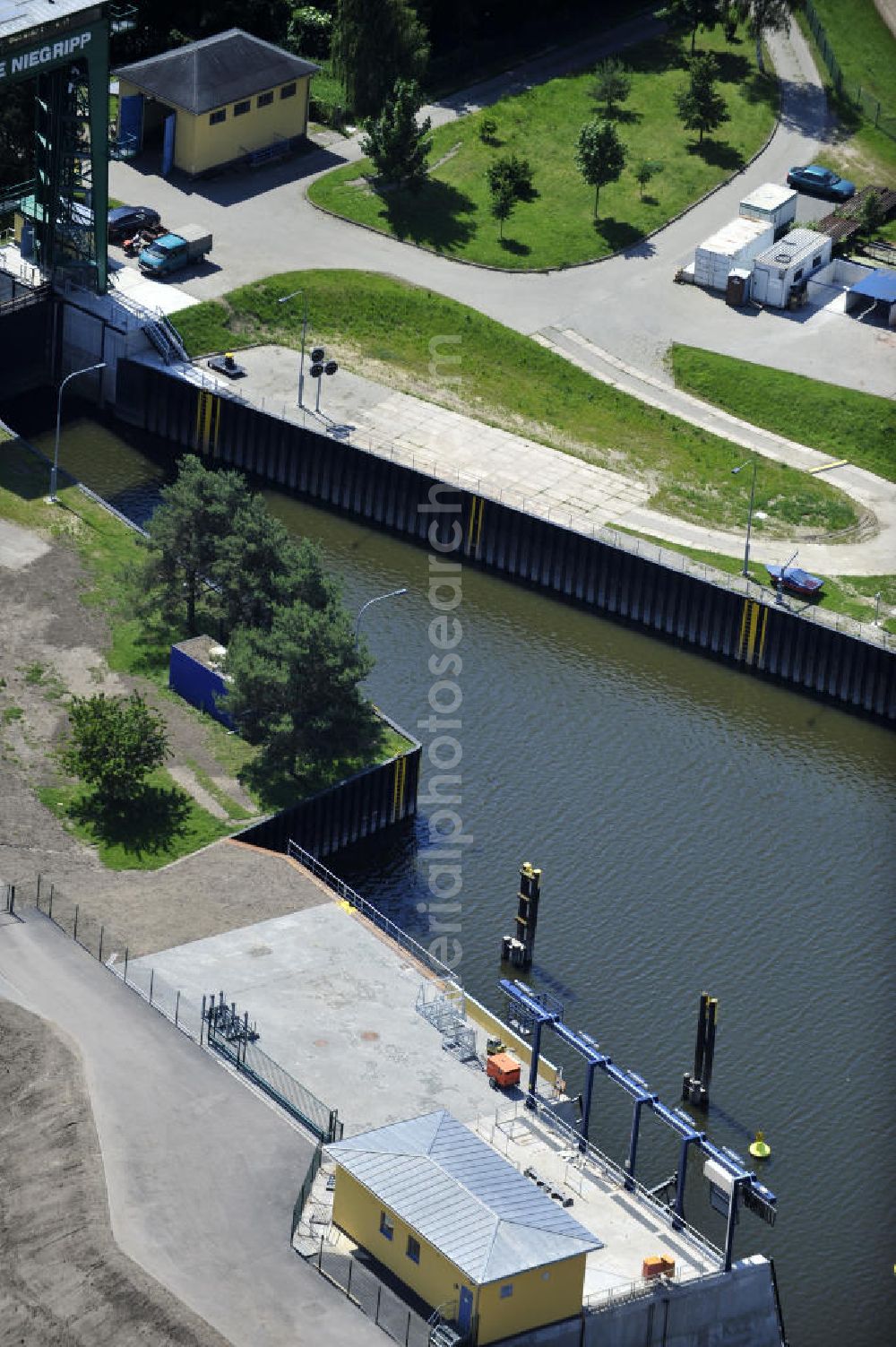 Niegripp from above - Blick die Schleuse bei Niegripp am Elbe-Havel-Kanal. View of the lock Niegripp on the Elbe-Havel canal.