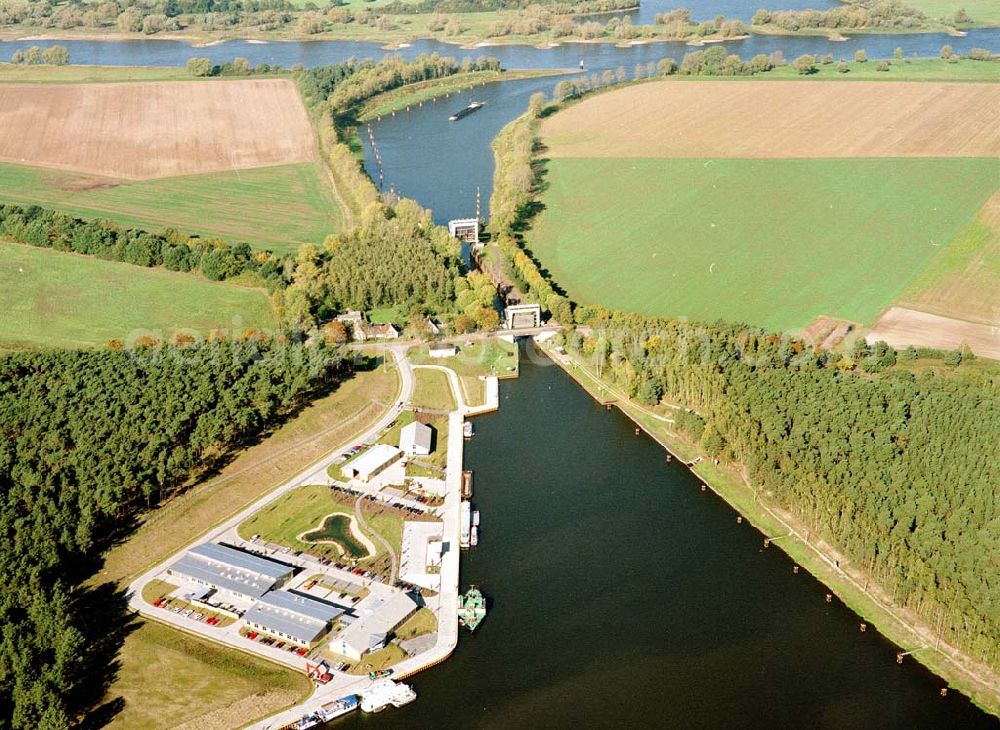 Niegripp from the bird's eye view: Schleuse Niegripp am Wasserstraßenkreuz Magdeburg.