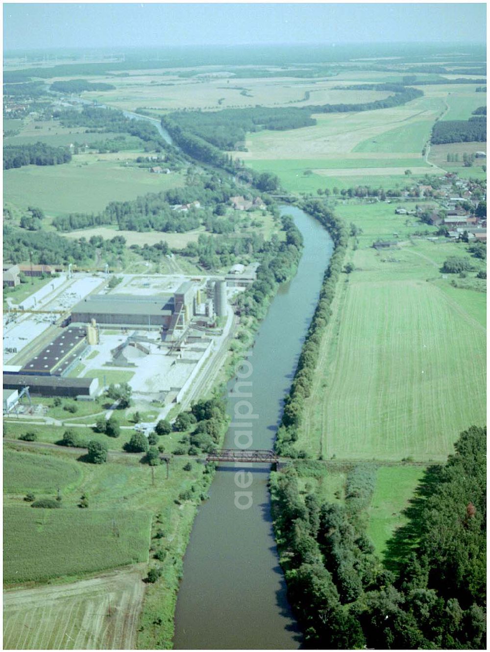 Aerial image Zerben - 30.07.2004, Blick auf den Elbe-Havelkanal in Zerben