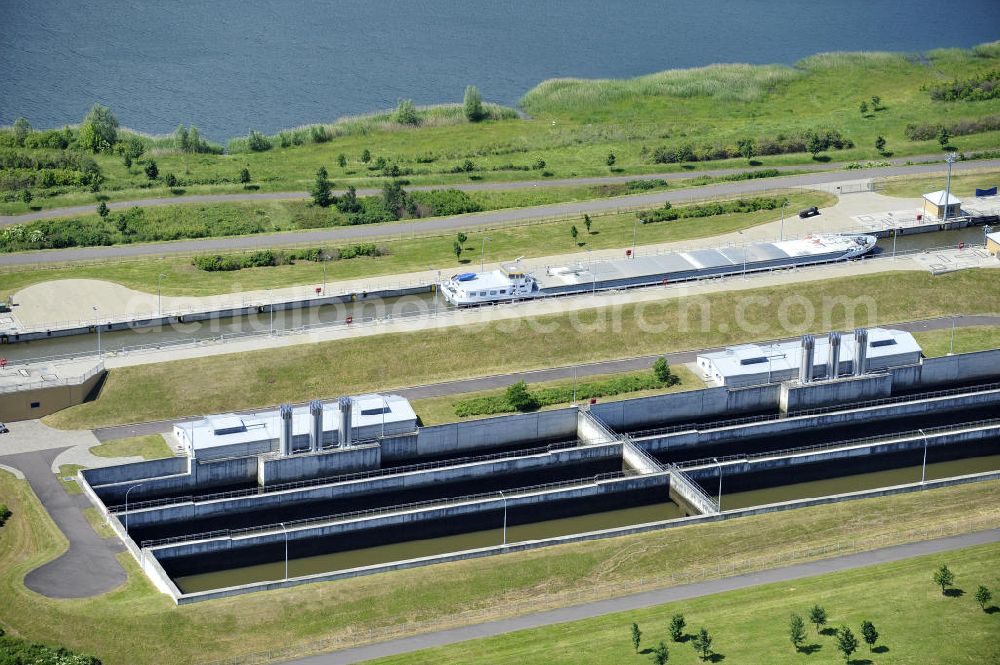 Rothensee from the bird's eye view: Blick die Schleusen bei Rothensee am Elbe-Havel-Kanal / Mittellandkanal. View of the locks at Rothensee Elbe-Havel Canal / Mittelland Canal.