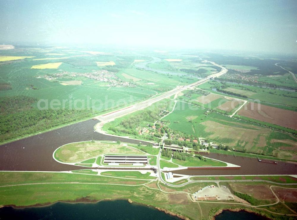 Rothensee from above - Schleuse Rothensee am Wasserstraßenkreuz Magdeburg.