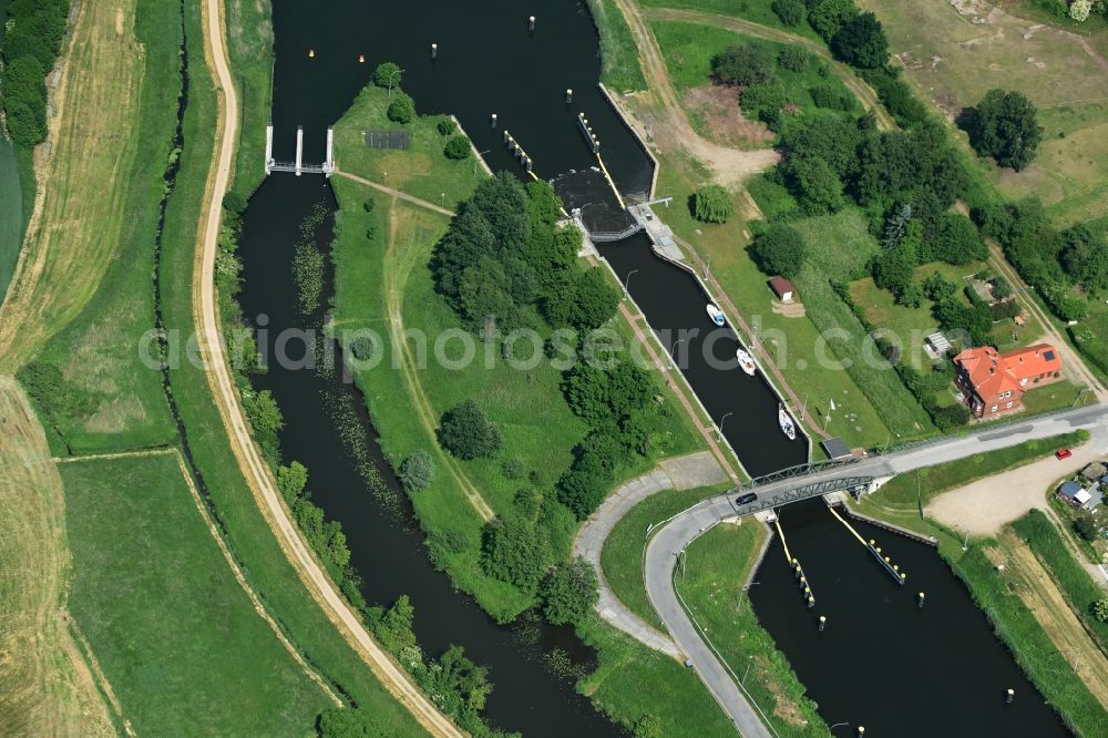 Lübeck from the bird's eye view: Lock with sluice bridge Buessau at the riverside of the Elbe-Luebeck-Canal in Luebeck in the state Schleswig-Holstein