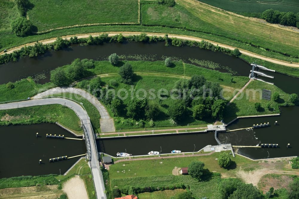 Lübeck from the bird's eye view: Lock with sluice bridge Buessau at the riverside of the Elbe-Luebeck-Canal in Luebeck in the state Schleswig-Holstein