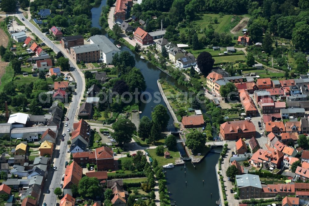 Aerial image Plau am See - Schleuse mit Wehr at the river Elde in Plau am See in the state Mecklenburg - Western Pomerania