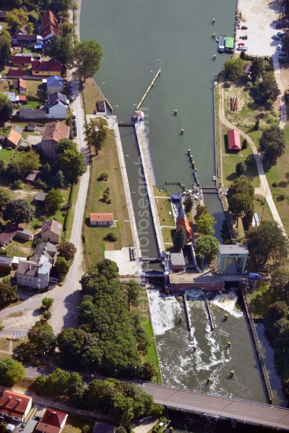 Wernsdorf from above - View at the sluice Wernsdorf at the Oder-Spree Canal in Wernsdorf in the federal state of Brandenburg. Operator is the Water and Shipping Authority Berlin outside district Erkner