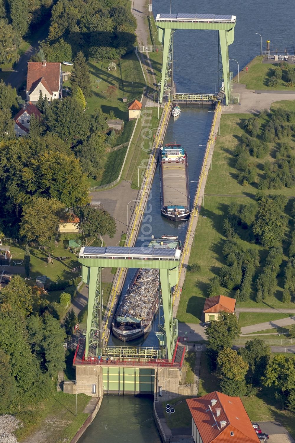 Aerial image Dorsten - Sluice on the canal Wesel-Datteln-Kanal near Dorsten in the Ruhr area in North Rhine-Westphalia