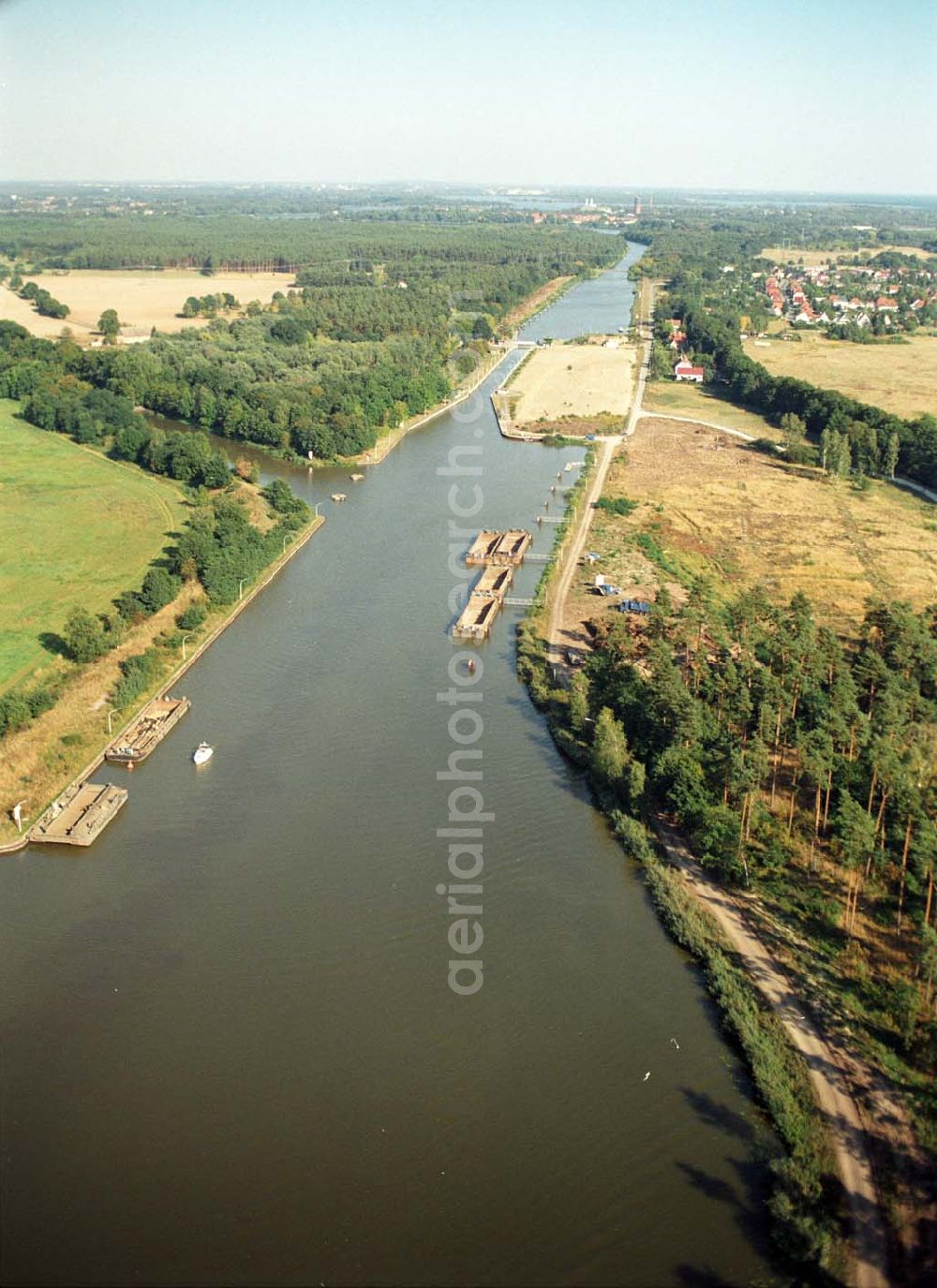 Wusterwitz from the bird's eye view: Blick auf die Schleuse Wusterwitz am Elbe-Havel-Kanal.