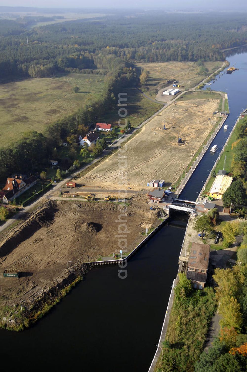 Aerial photograph Wusterwitz - Blick auf die Schleuse Wusterwitz mit Baustelle. Ein Projekt des Wasserstraßen-Neubauamt Magdeburg, Frau Roskoden, Kleiner Werder 5c, 39114 MAGDEBURG, Tel. +49(0)391 5352168