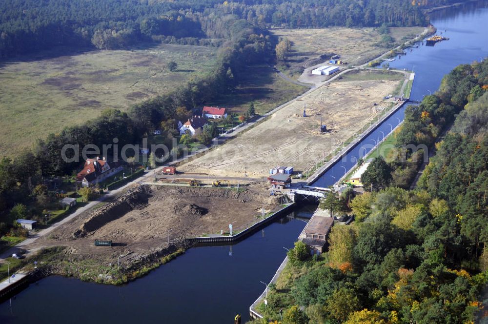 Wusterwitz from the bird's eye view: Blick auf die Schleuse Wusterwitz mit Baustelle. Ein Projekt des Wasserstraßen-Neubauamt Magdeburg, Frau Roskoden, Kleiner Werder 5c, 39114 MAGDEBURG, Tel. +49(0)391 5352168