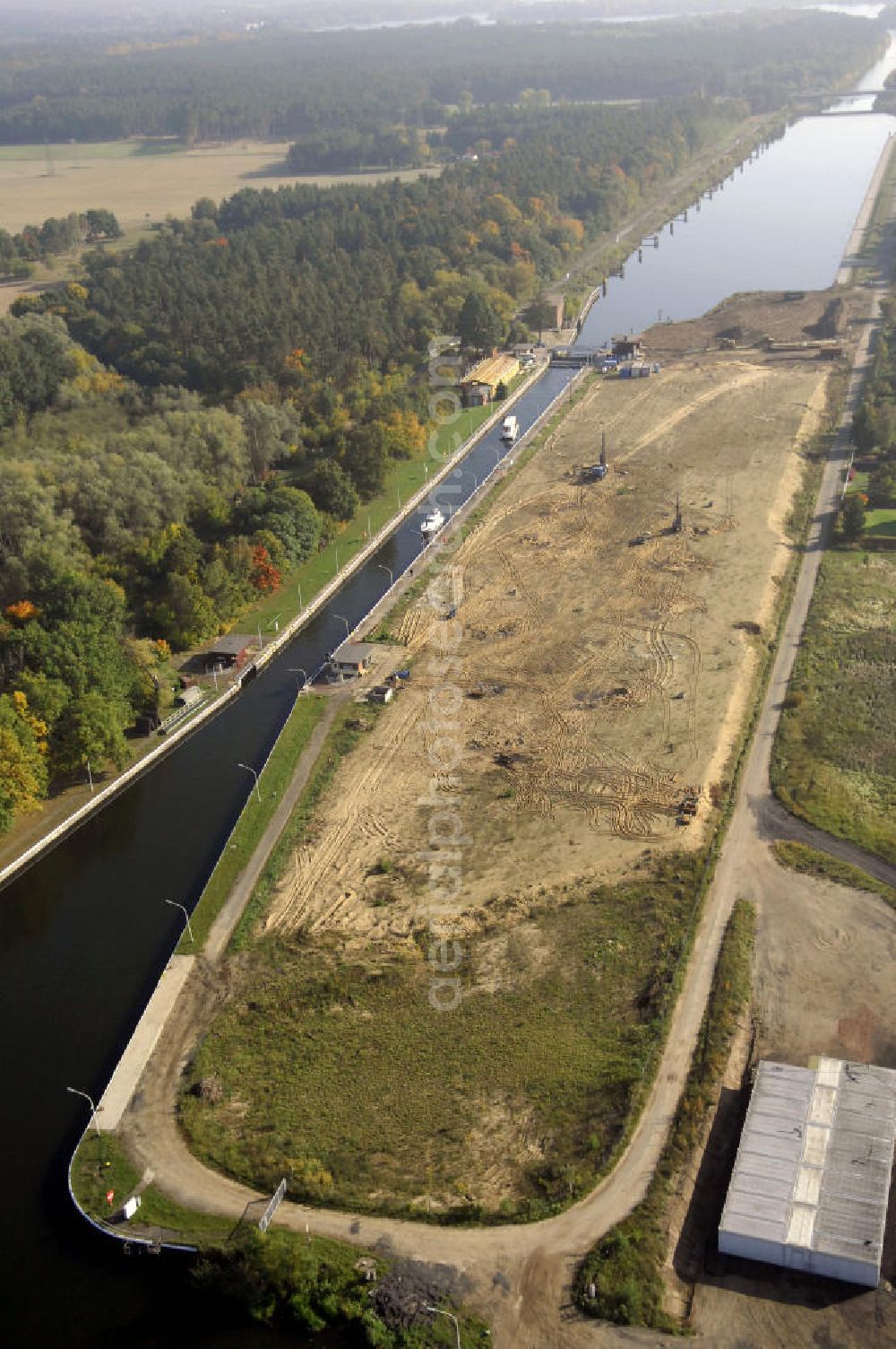 Aerial photograph Wusterwitz - Blick auf die Schleuse Wusterwitz mit Baustelle. Ein Projekt des Wasserstraßen-Neubauamt Magdeburg, Frau Roskoden, Kleiner Werder 5c, 39114 MAGDEBURG, Tel. +49(0)391 5352168