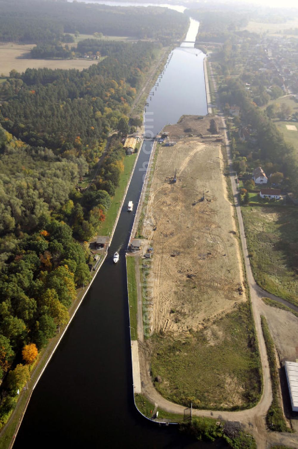 Aerial image Wusterwitz - Blick auf die Schleuse Wusterwitz mit Baustelle. Ein Projekt des Wasserstraßen-Neubauamt Magdeburg, Frau Roskoden, Kleiner Werder 5c, 39114 MAGDEBURG, Tel. +49(0)391 5352168