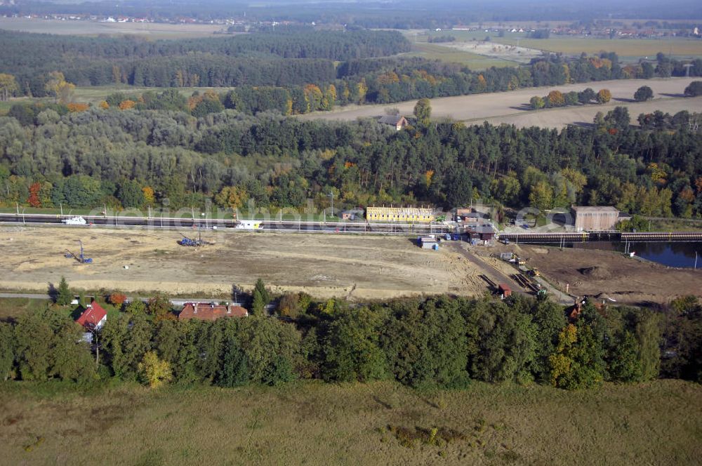 Wusterwitz from the bird's eye view: Blick auf die Schleuse Wusterwitz mit Baustelle. Ein Projekt des Wasserstraßen-Neubauamt Magdeburg, Frau Roskoden, Kleiner Werder 5c, 39114 MAGDEBURG, Tel. +49(0)391 5352168