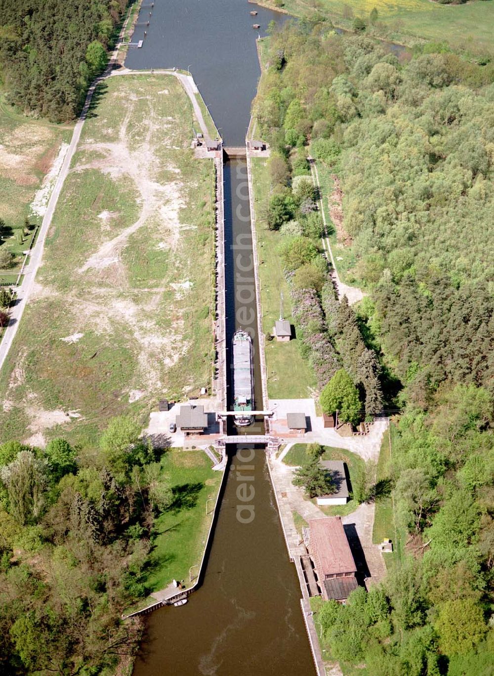 Wusterwitz / Brandenburg from above - Schleuse Wusterwitz am Elbe-Havel-Kanal. Ein Projekt des Wasserstraßen-Neubauamt Magdeburg Frau Roskoden, Kleiner Werder 5c, 39114 MAGDEBURG Tel.: 0391-5352168