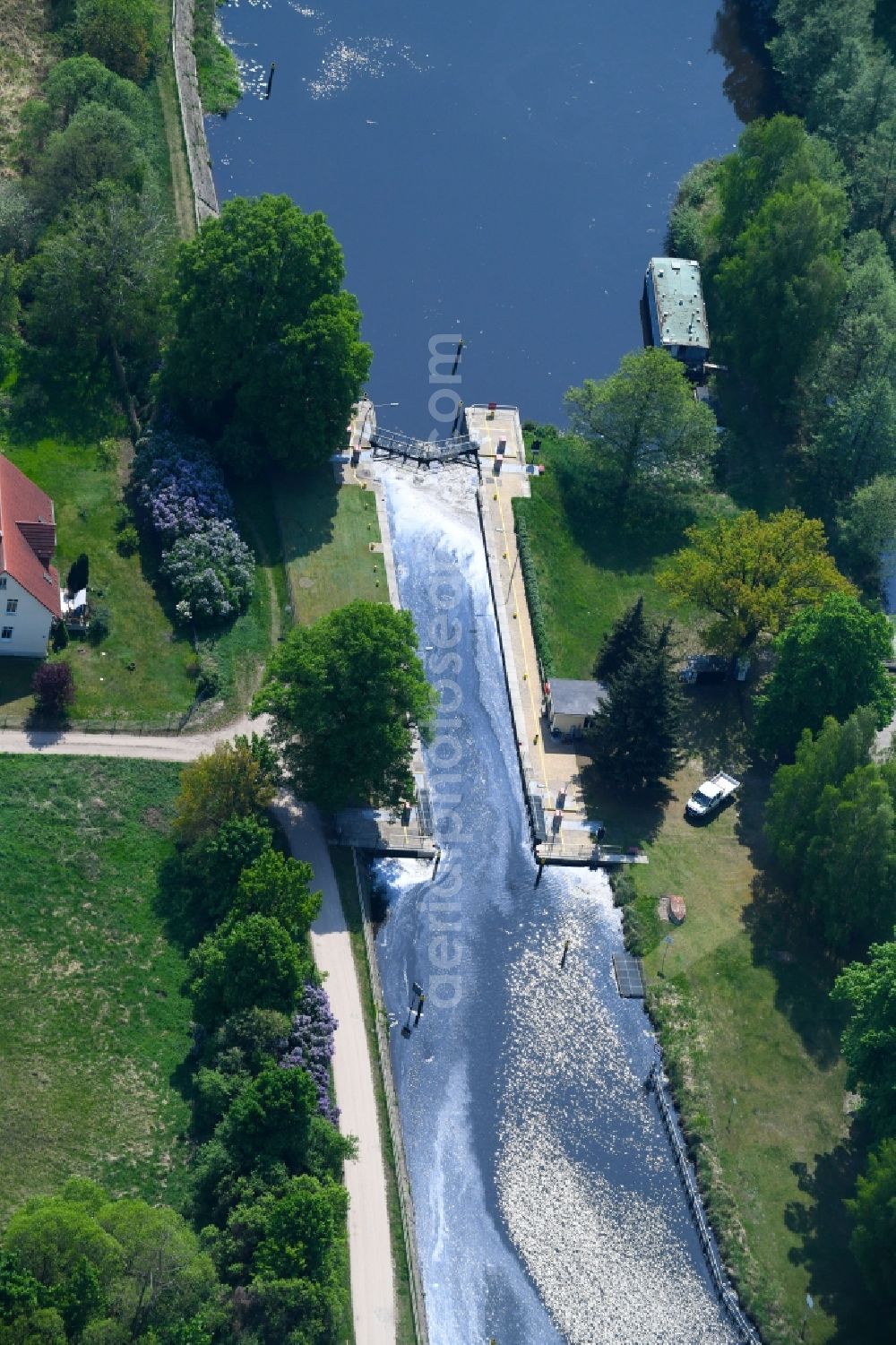 Oranienburg from above - Locks - plants Pinnow on the banks of the waterway of the Oranienburger Kanal in Oranienburg in the state Brandenburg, Germany