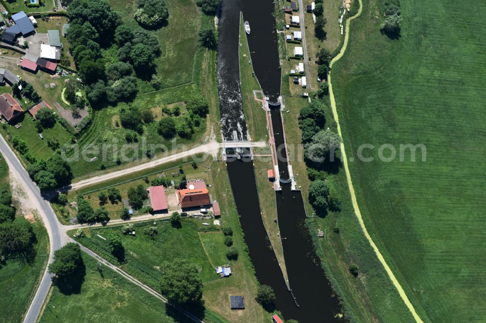 Aerial photograph Eldena - Locks - plants on the banks of the waterway of the MEW Mueritz-Elde-Wasserstrasse in Eldena in the state Mecklenburg - Western Pomerania, Germany