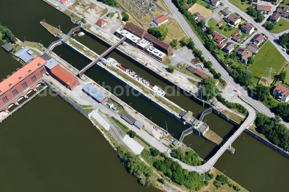 Aerial photograph Passau - Locks - plants on the banks of the waterway of the Danube in the district Maierhof in Passau in the state Bavaria, Germany