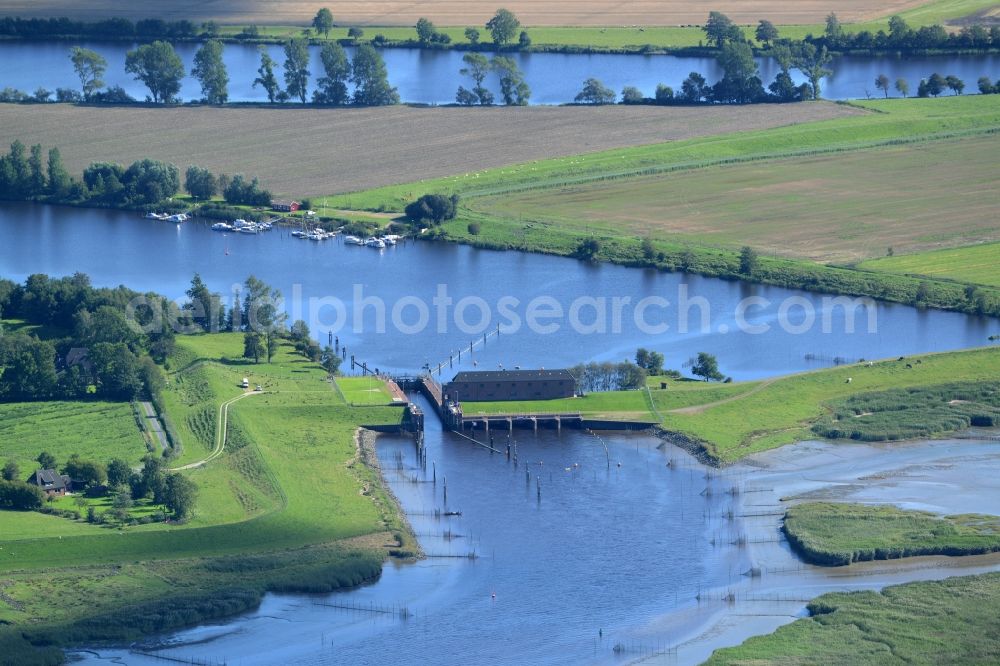 Aerial image Drage - Locks - plants Nordfeld Schleuse on the banks of the waterway of the Eider in Drage in the state Schleswig-Holstein