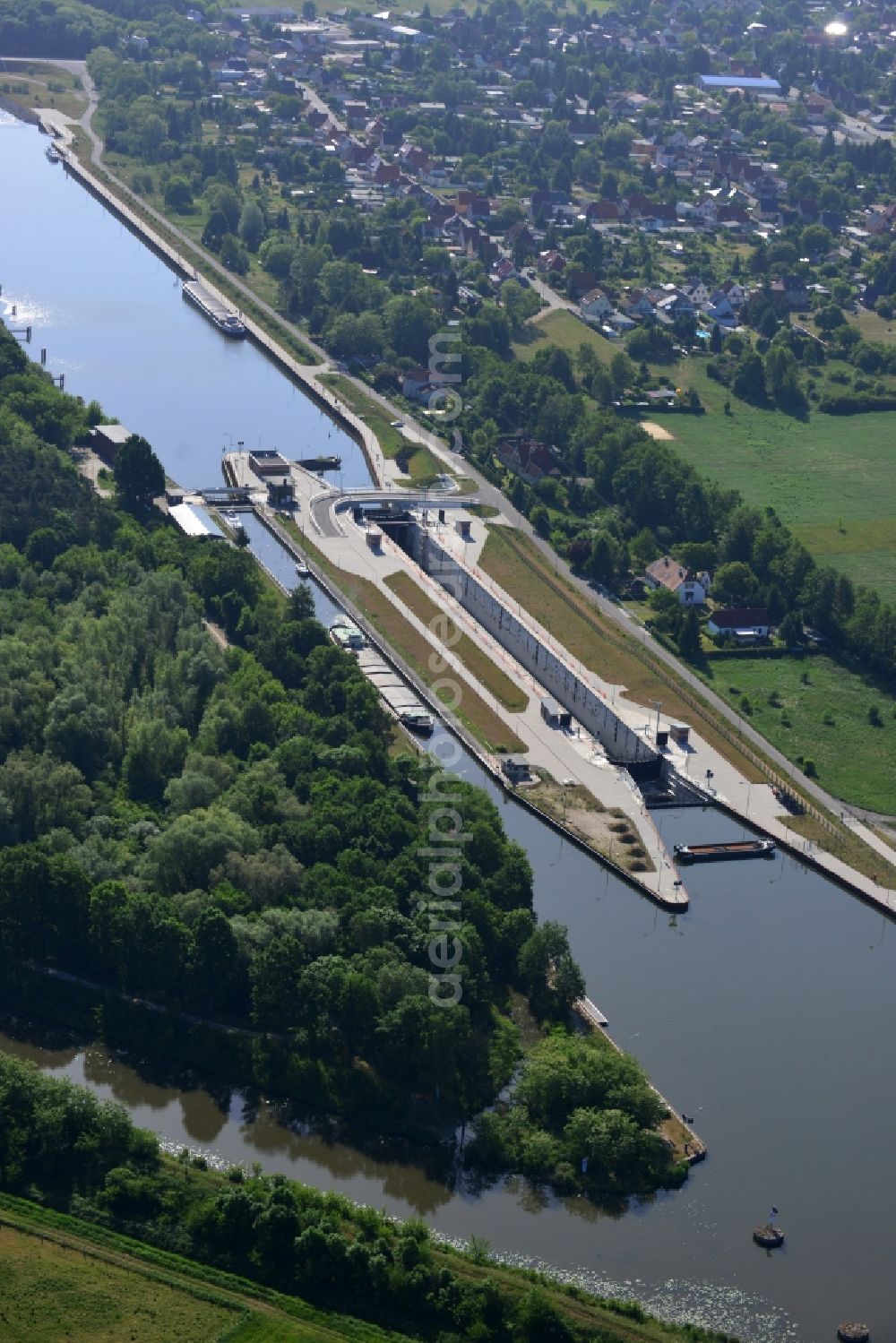 Wusterwitz from above - Locks - plants on the banks of the waterway of the Elbe-Havel-Kanales in Wusterwitz in the state Brandenburg