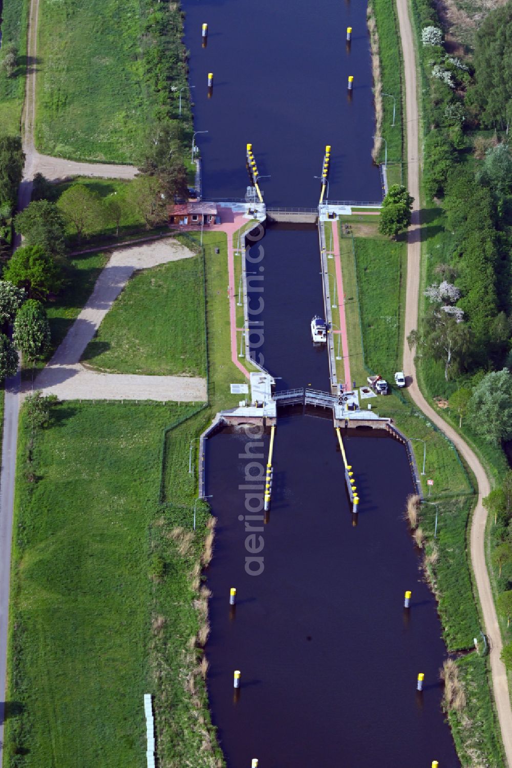 Aerial image Behlendorf - Locks - plants on the banks of the waterway of the Elbe-Luebeck-Kanal in Behlendorf in the state Schleswig-Holstein, Germany