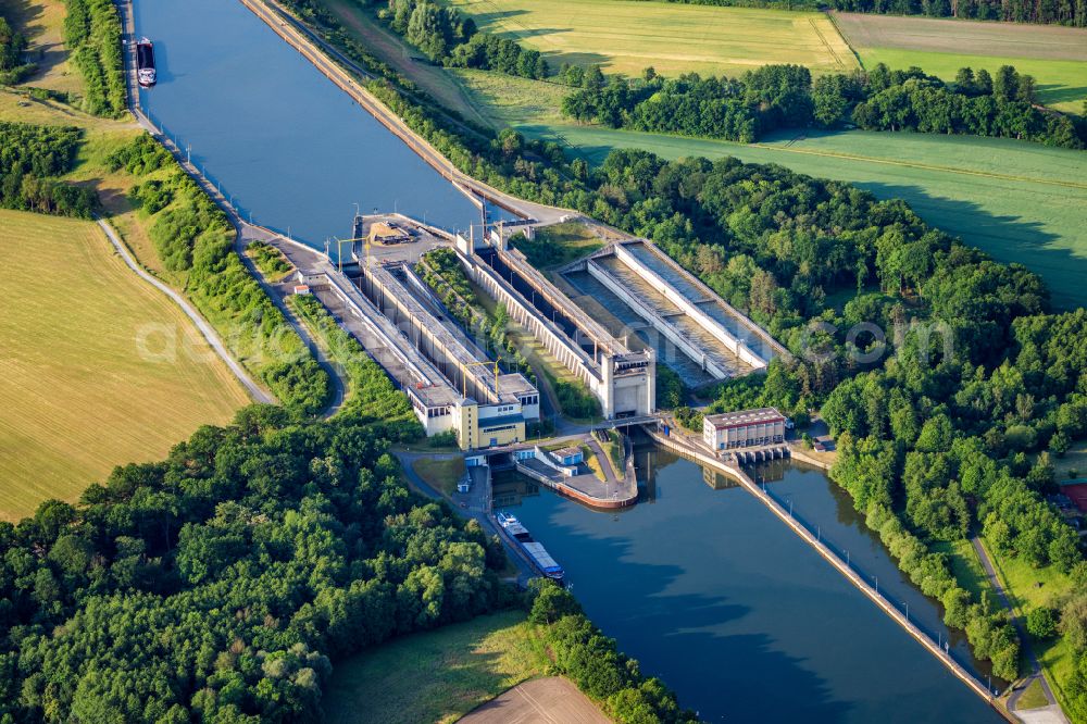 Aerial photograph Esterholz - Locks - plants on the banks of the waterway of the Elbe Seitenkanal in Esterholz in the state Lower Saxony, Germany