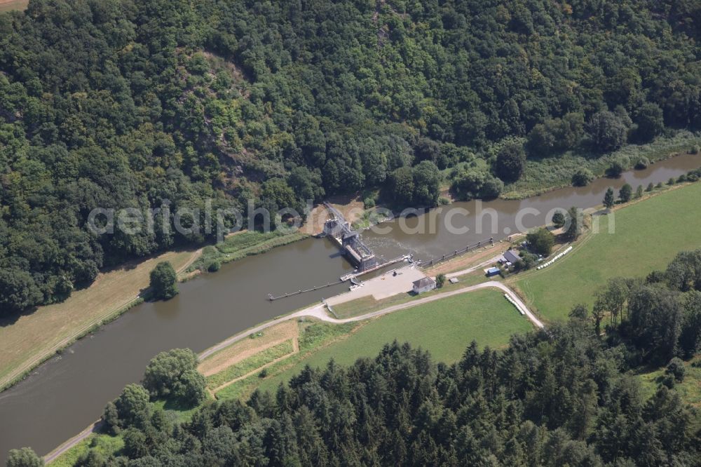 Scheidt from above - Locks - plants on the banks of the waterway of the of Lahn in Scheidt in the state Rhineland-Palatinate, Germany