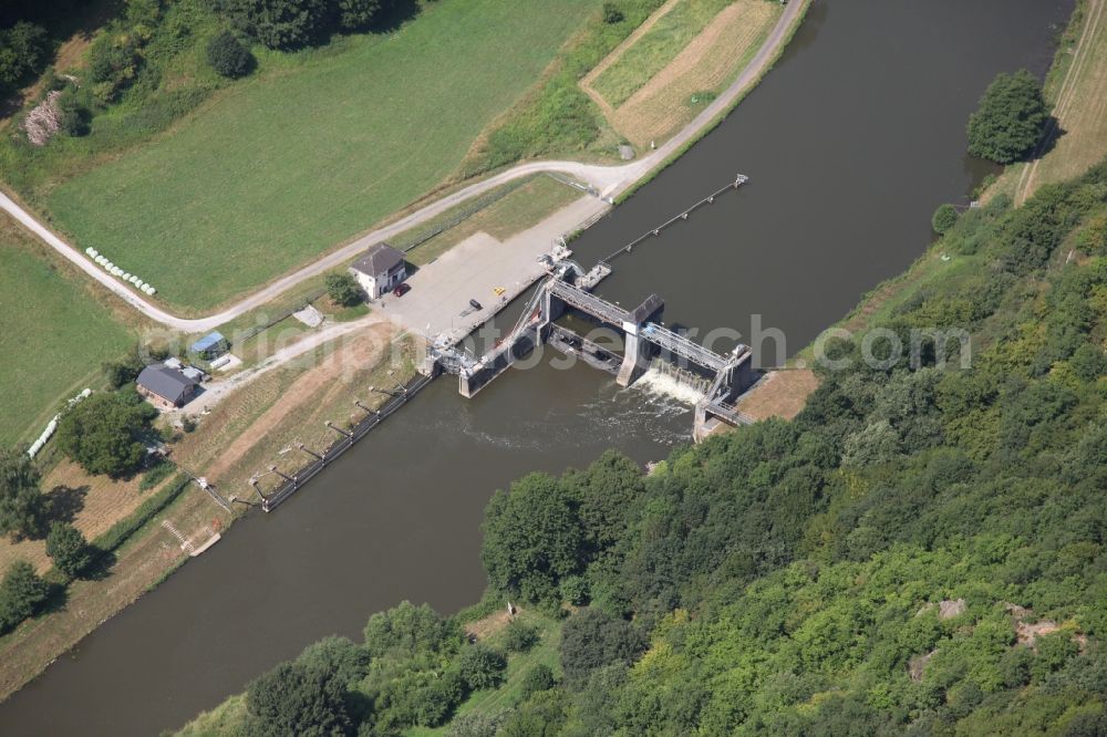 Aerial photograph Scheidt - Locks - plants on the banks of the waterway of the of Lahn in Scheidt in the state Rhineland-Palatinate, Germany