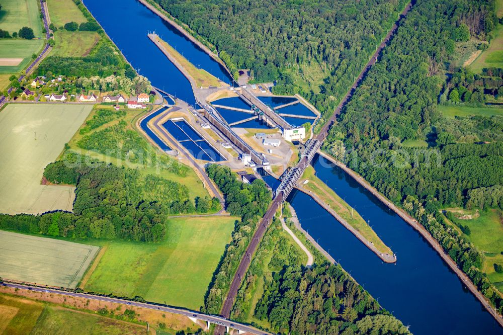 Sülfeld from above - Locks - plants on the banks of the waterway of the Mittellandkanal in Suelfeld in the state Lower Saxony