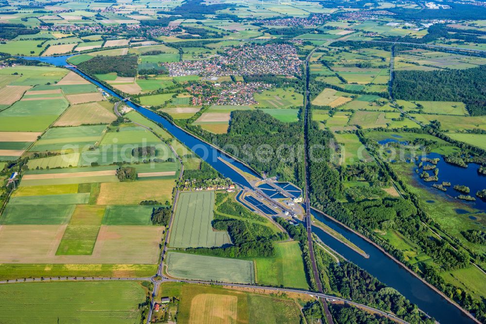 Aerial image Sülfeld - Locks - plants on the banks of the waterway of the Mittellandkanal in Suelfeld in the state Lower Saxony