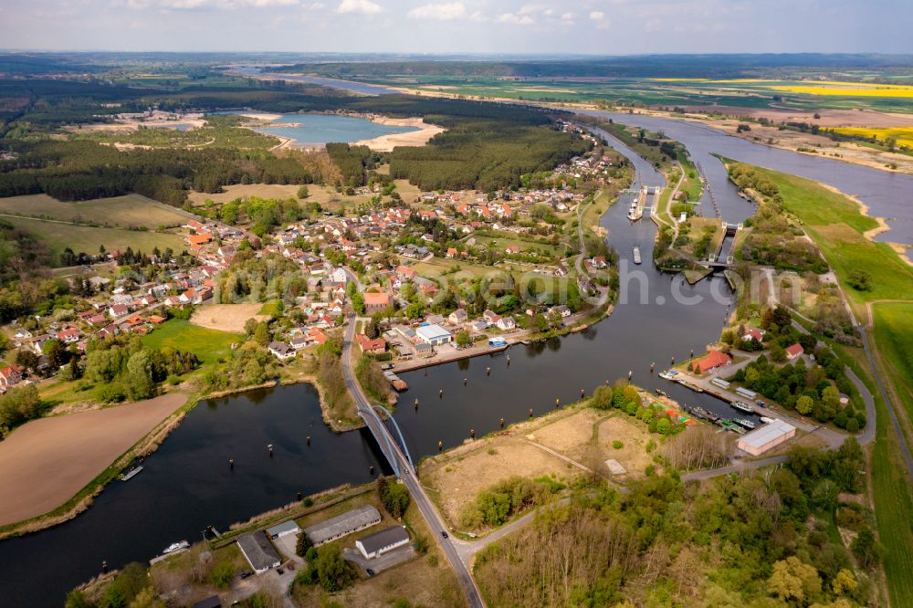 Bad Freienwalde (Oder) from the bird's eye view: Locks - plants on the banks of the waterway of the Oder-Havel-Kanal in Hohensaaten, Bad Freienwalde (Oder) in the state Brandenburg, Germany