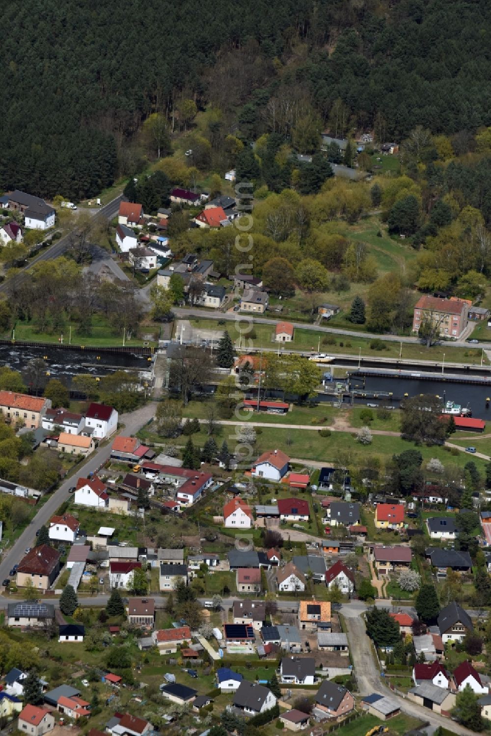 Aerial image Wernsdorf - Locks - plants on the banks of the waterway of the Oder-Spree-Kanal in Wernsdorf in the state Brandenburg