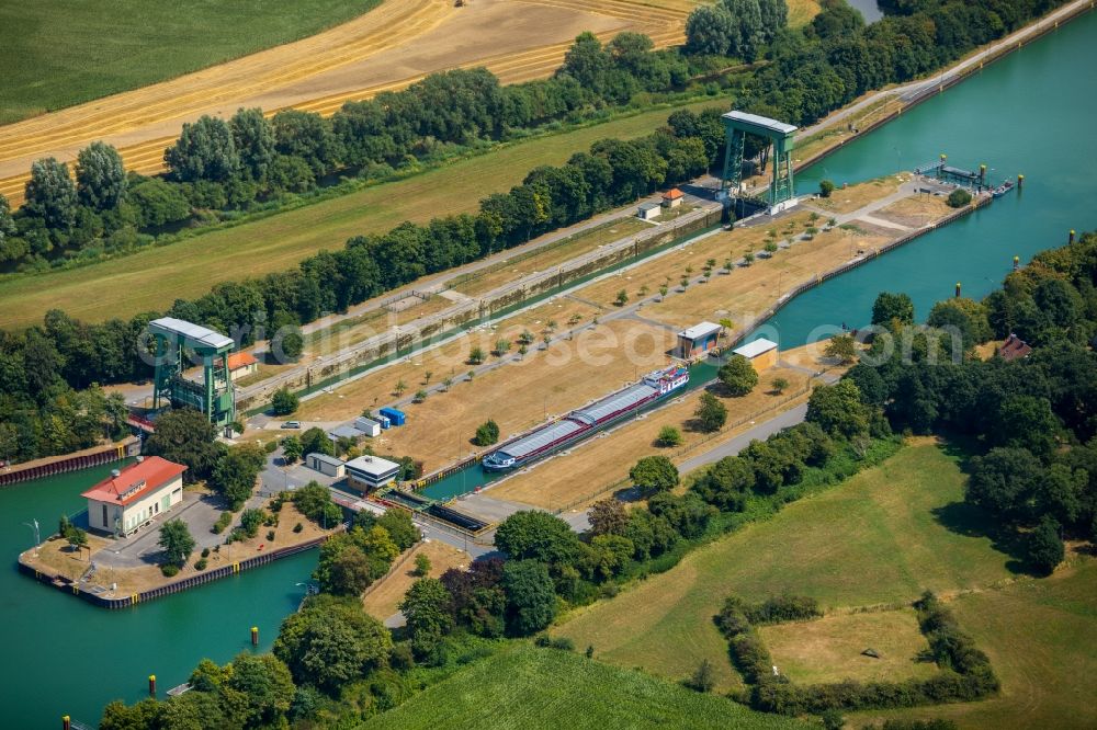 Haltern am See from the bird's eye view: Locks - plants on the banks of the waterway of the Wesel-Datteln-Kanal in Haltern am See in the state North Rhine-Westphalia, Germany