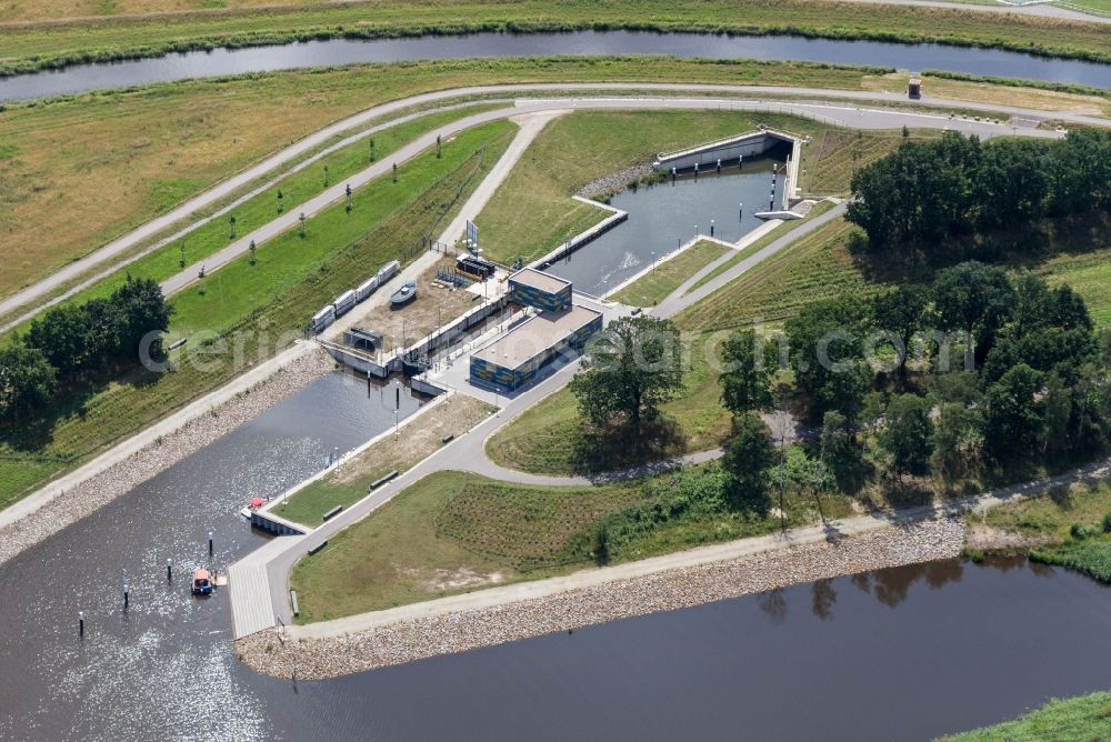 Aerial photograph Senftenberg - Sluice applications in the channel from the Senftenberger Lake Geierswalder Lake in Senftenberg in the Federal State of Brandenburg