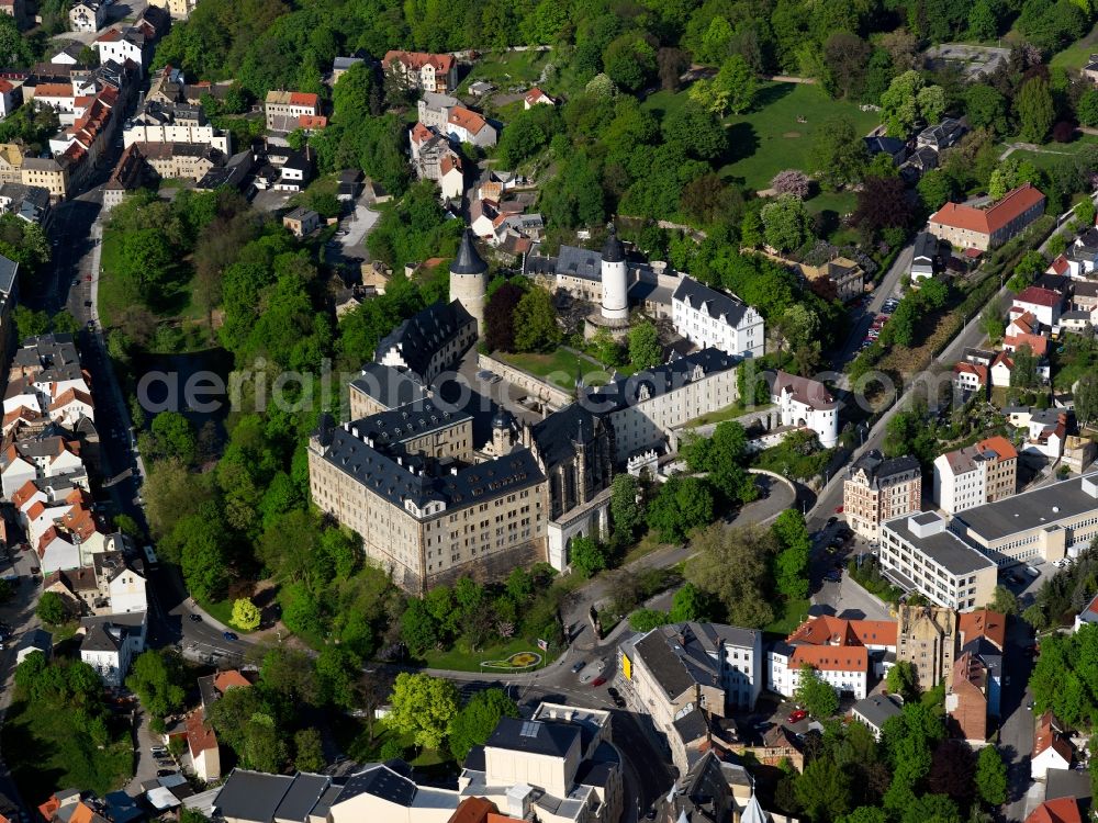 Aerial image Altenburg - View of the castle of Altenburg, a former residence of the Dukes of Saxe-Altenburg. It is located in the center of Altenburg in Thuringia and the castle houses and Playing Cards Museum